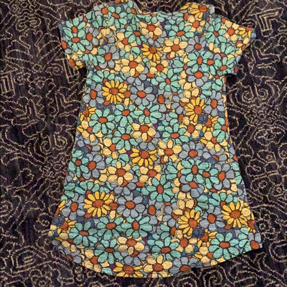 LuLaRoe shirt - Picture 2 of 6
